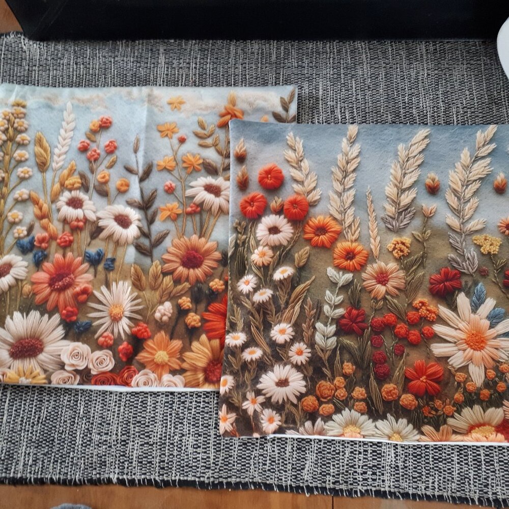 LAST Chance  Set of two cushion covers - Floral pattern